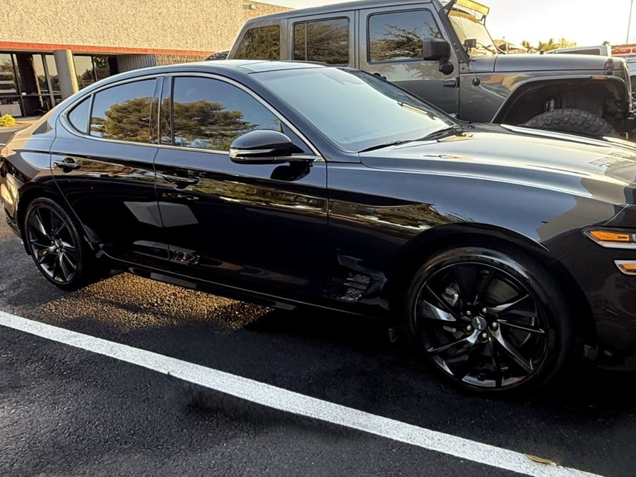 Deep-black Genesis G70 after a Detail On Demand Refresh